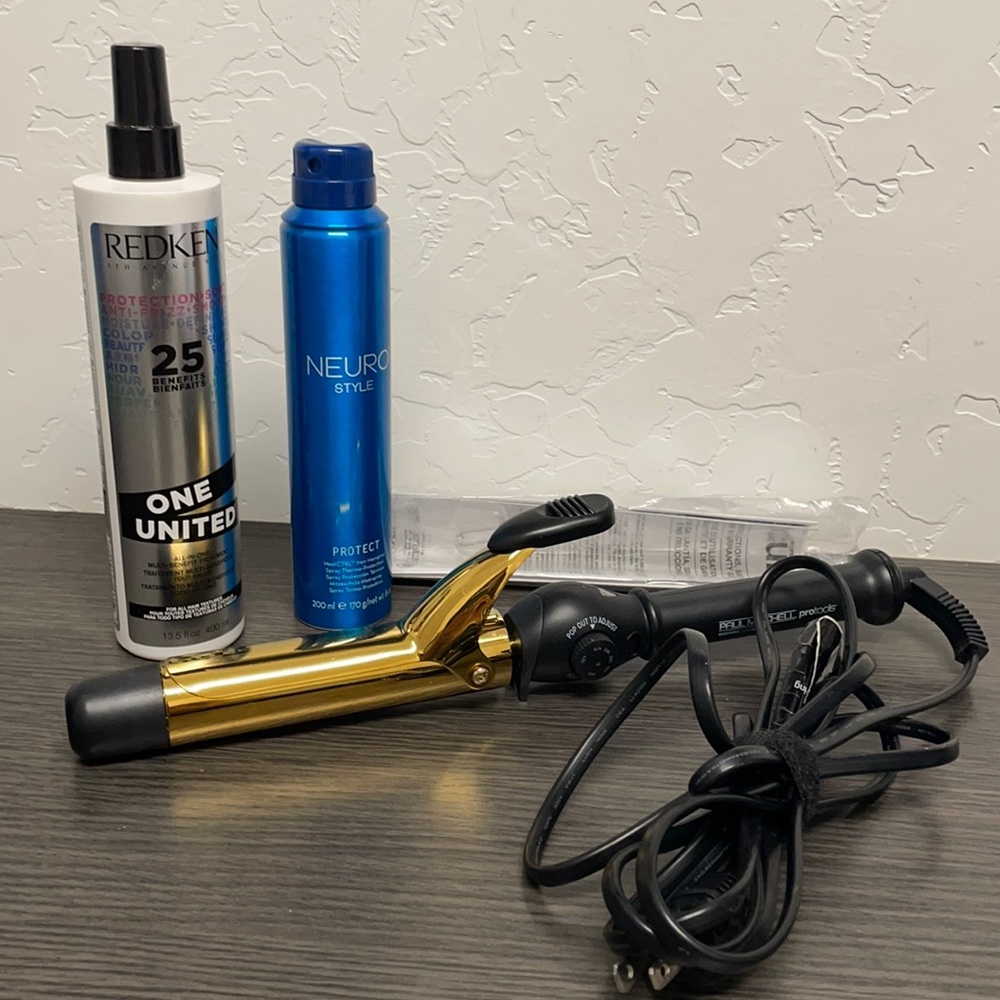 Paul Mitchell 1.5” Curling Iron